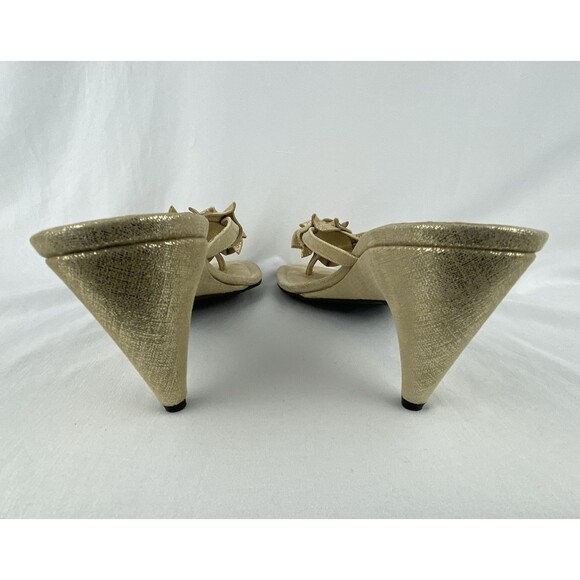 Donald J. Pliner Gold Sandals! Gorgeous. 10. - Picture 8 of 13